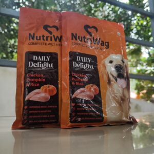 NUTRIWAG DAILY DELIGHT CHICKEN,PUMPKIN &RICE DOG WET FOOD -300GM